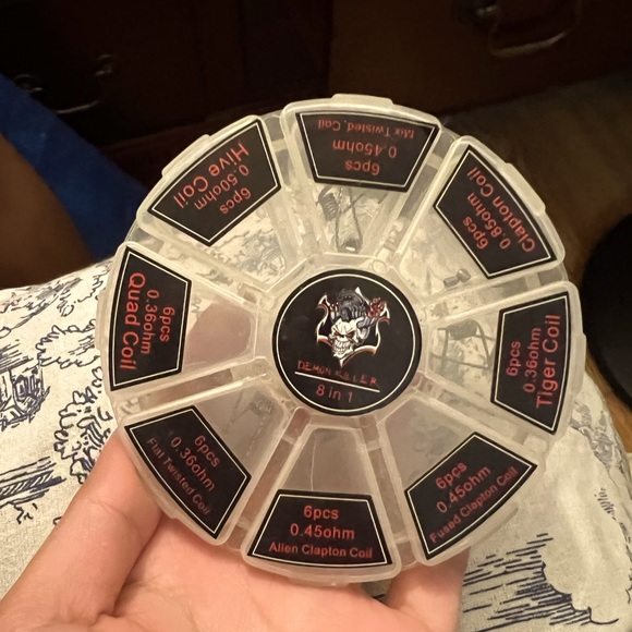 NiteCore i2 Intelligent Charger - Picture 2 of 2